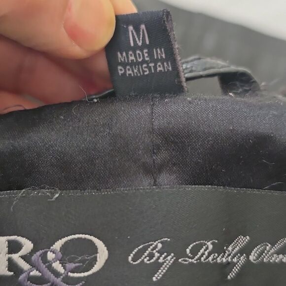 R&O Reilly Olmes 100% Genuine Leather Belted  Jacket size medium - Picture 13 of 13